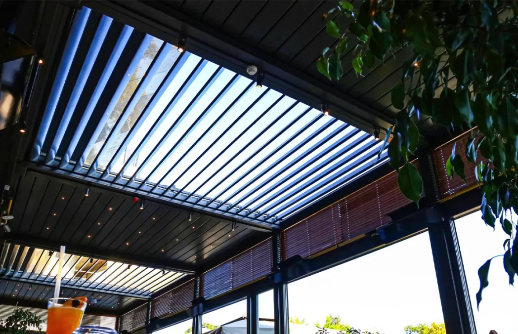 maximizing business revenue with pergolas and sunrooms 3